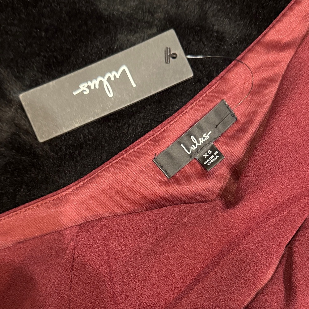 NWT Lulu's One-Shoulder Wine Dress - Picture 4 of 6